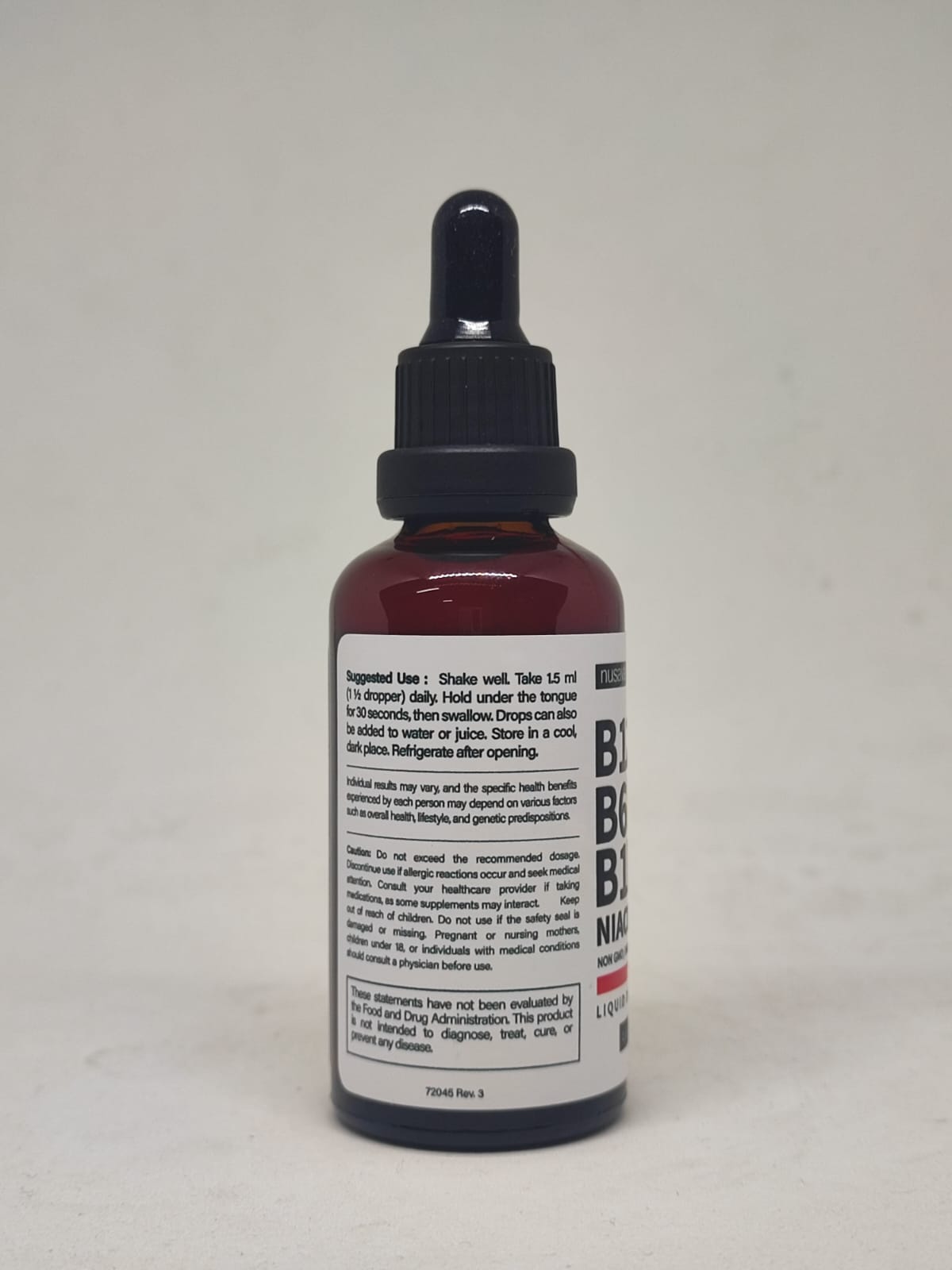 NUSAVA: B12 B6 B1 + niacina y folato